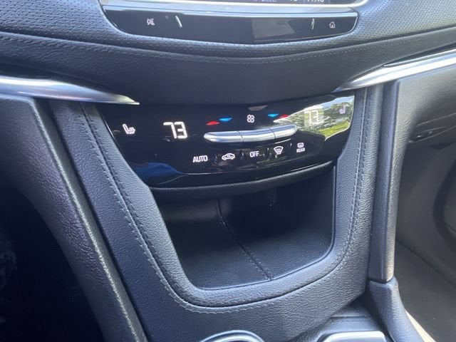 2023 Cadillac XT6 Luxury