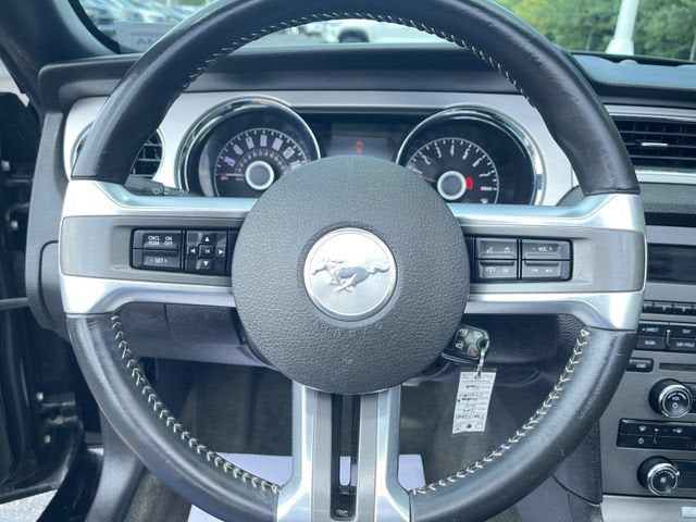 2014 Ford Mustang V6