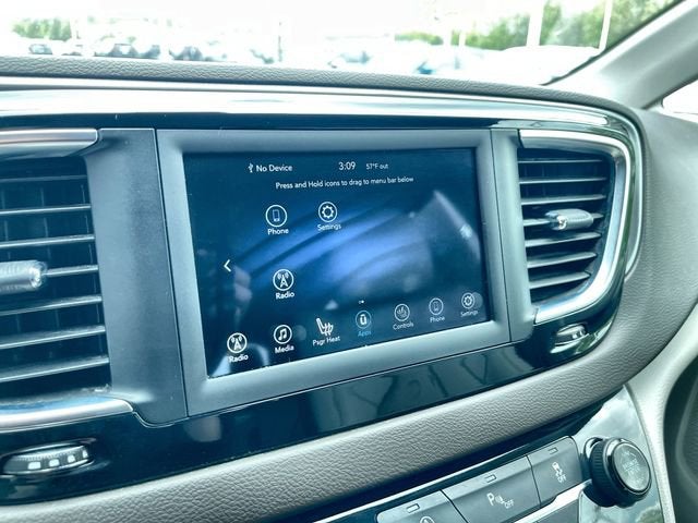 2019 Chrysler Pacifica Touring L