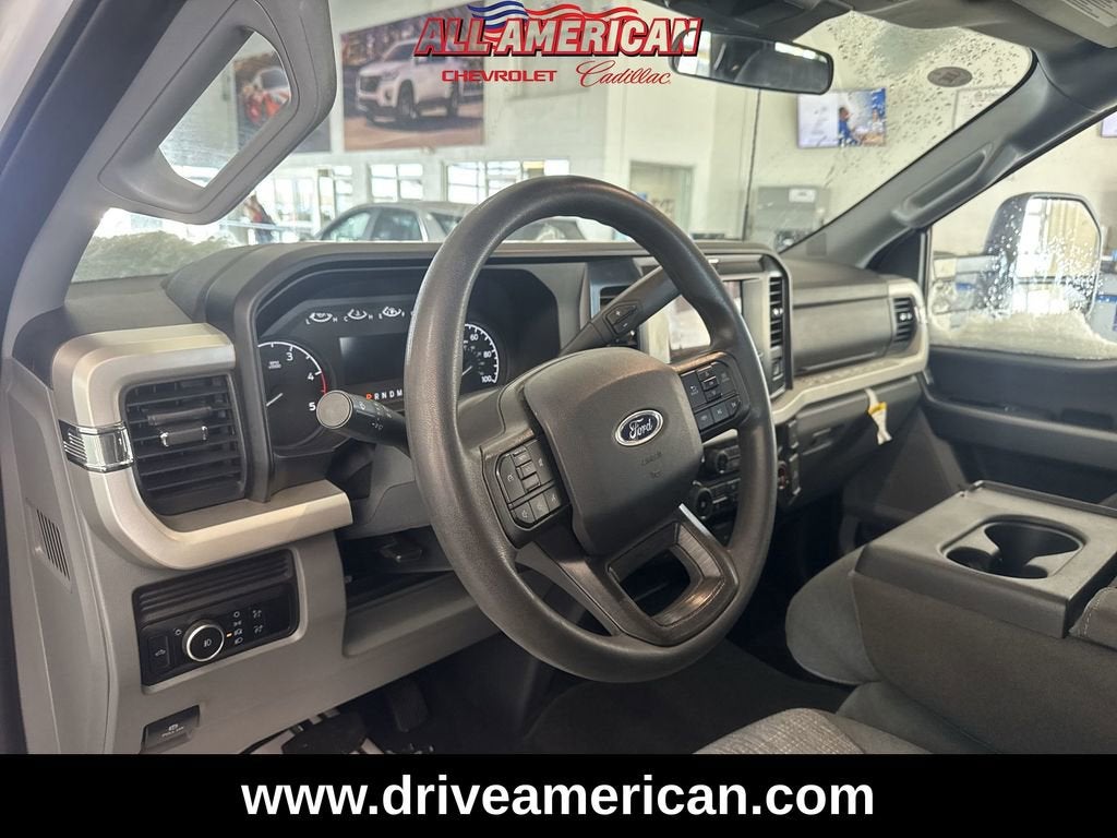 2025 Ford Super Duty F-350 DRW XL