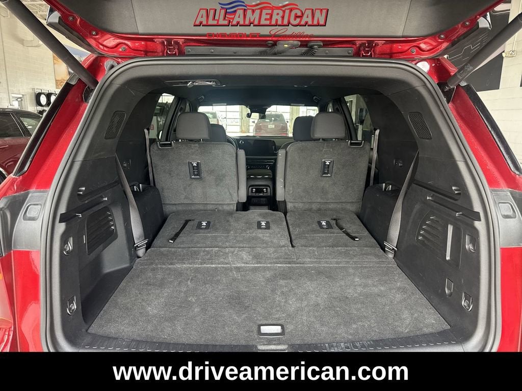 2024 Chevrolet Traverse LT