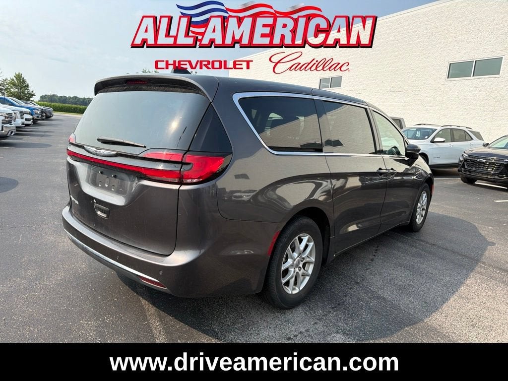2023 Chrysler Pacifica Touring L