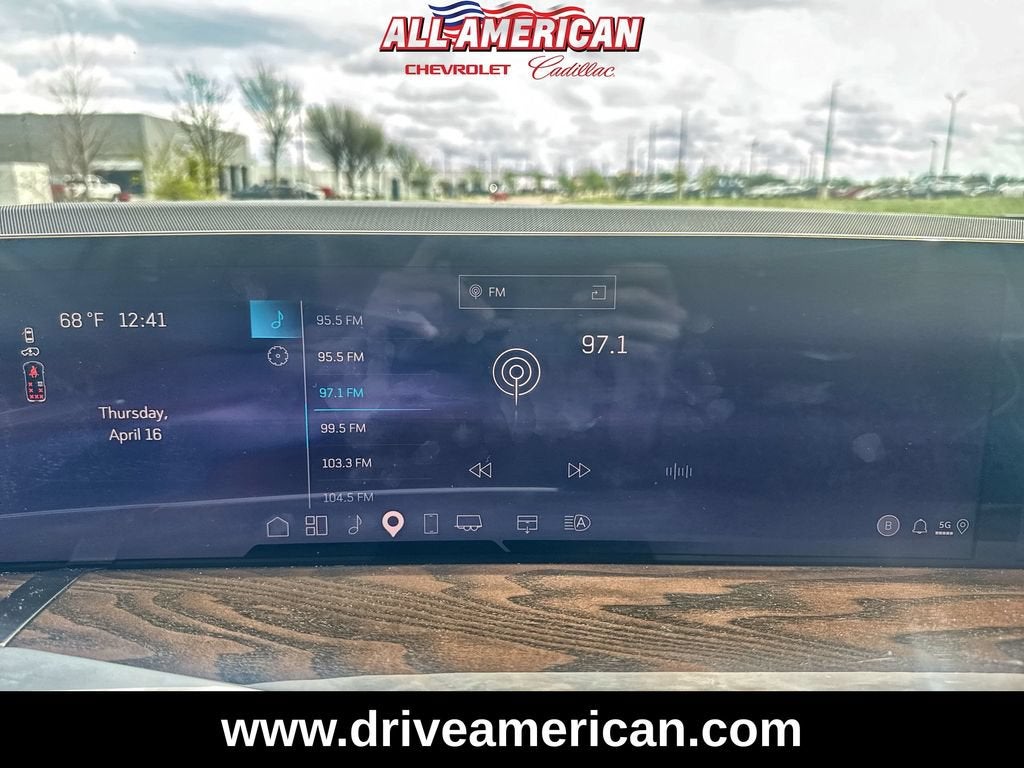 2025 Cadillac Escalade Sport Platinum