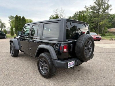 2025 Jeep Wrangler 4-Door Summit 4x4