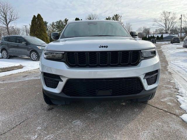 2023 Jeep Grand Cherokee Altitude 4x4