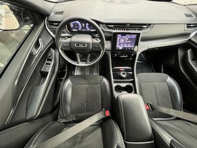 2024 Jeep Grand Cherokee L Altitude 4x4