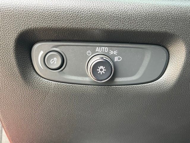 2022 Chevrolet Traverse AWD LT Leather