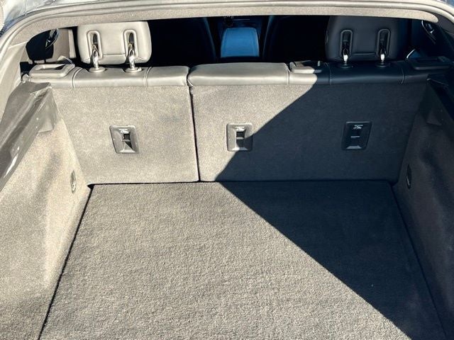 2023 Cadillac XT4 FWD Premium Luxury