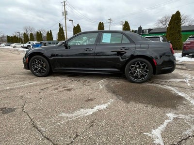 2023 Chrysler 300 Touring-L AWD