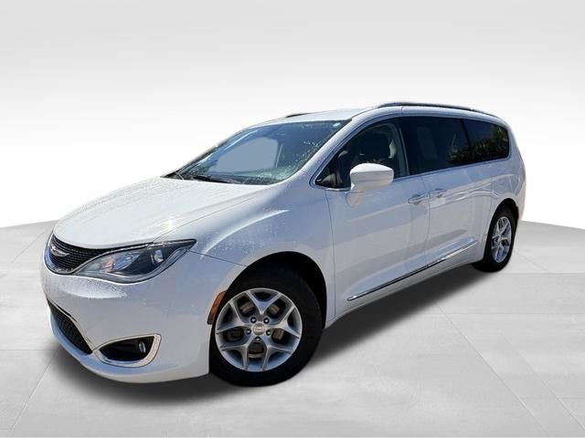 2017 Chrysler Pacifica Touring L Plus