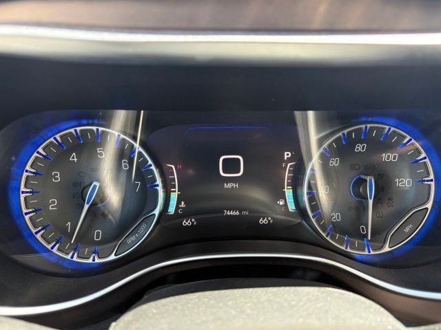 2017 Chrysler Pacifica Touring L Plus