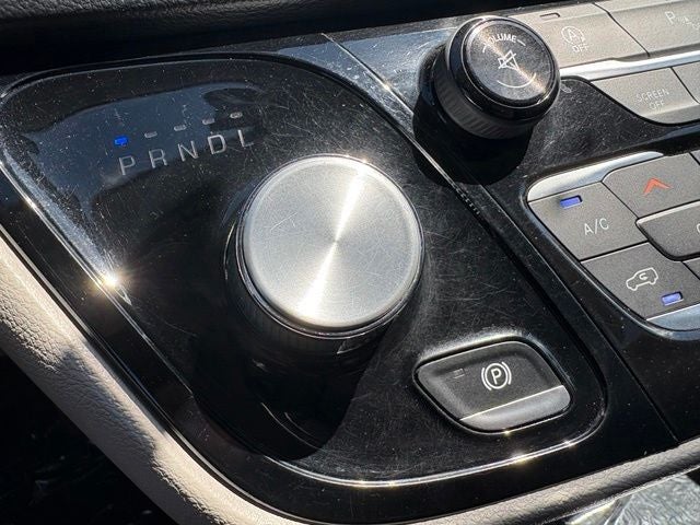 2017 Chrysler Pacifica Touring L Plus