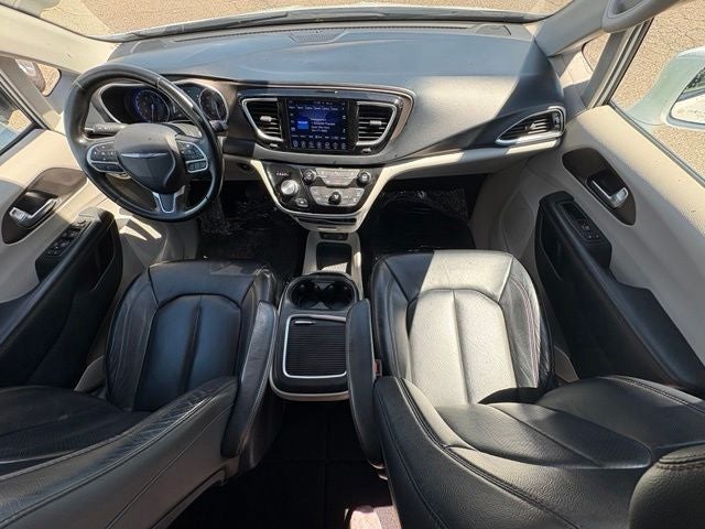 2017 Chrysler Pacifica Touring L Plus