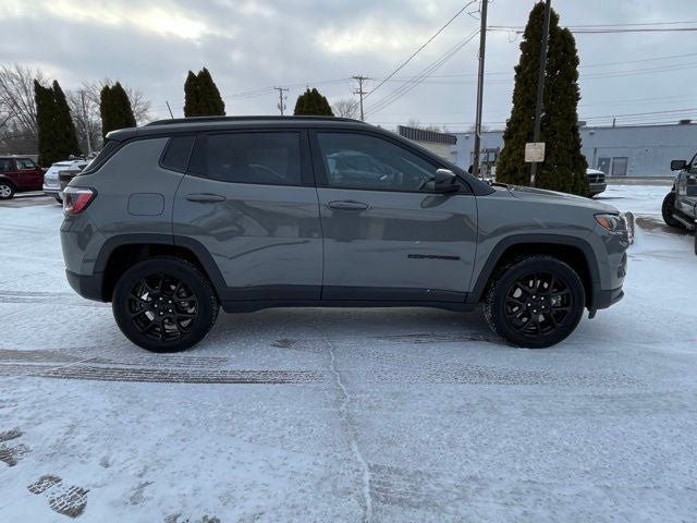 2023 Jeep Compass Altitude 4x4