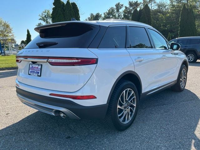 2022 Lincoln Corsair Standard