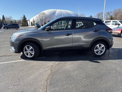 2021 Nissan Kicks S