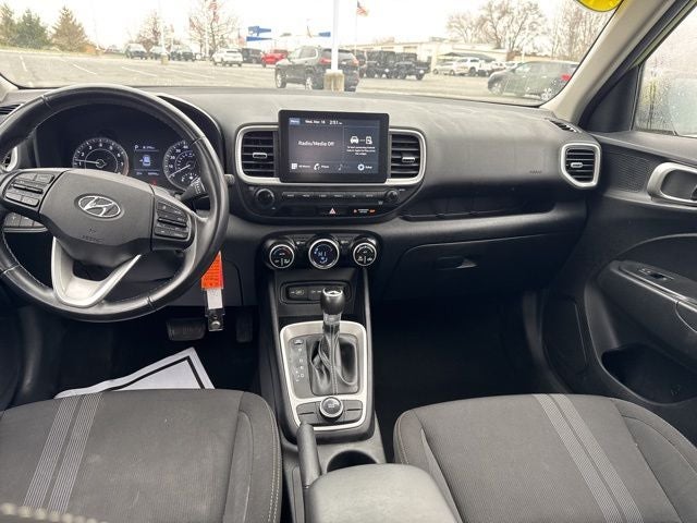 2022 Hyundai Venue SEL