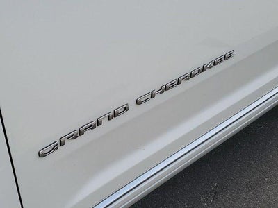 2022 Jeep Grand Cherokee Summit