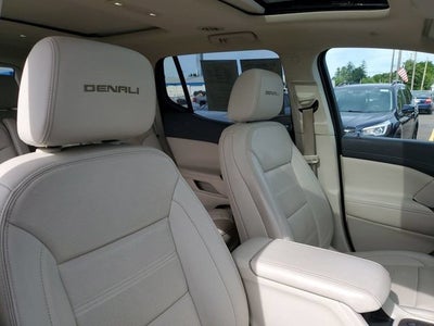 2022 GMC Acadia Denali