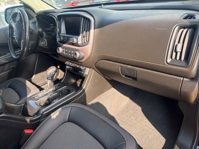 2022 GMC Canyon 4WD AT4 w/Cloth