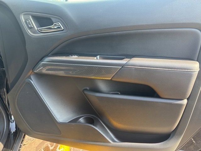 2022 GMC Canyon 4WD AT4 w/Cloth