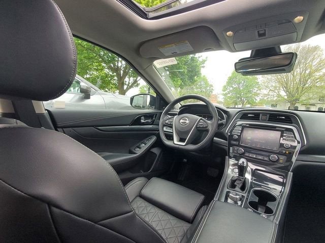 2023 Nissan Maxima Platinum