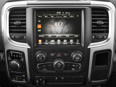 2017 RAM 1500 Big Horn Crew Cab 4x4 5'7" Box