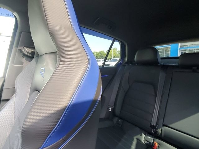 2024 Volkswagen Golf R Base