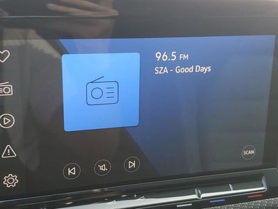 2024 Volkswagen Golf R Base