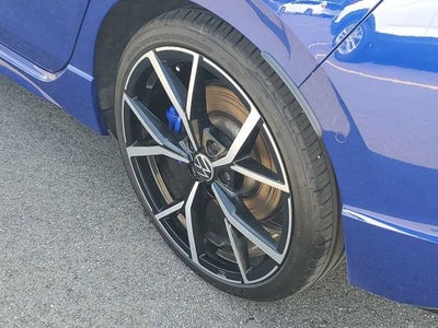 2024 Volkswagen Golf R Base