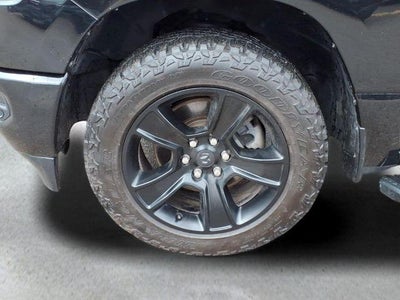 2020 RAM 1500 Big Horn Crew Cab 4x4 5'7" Box