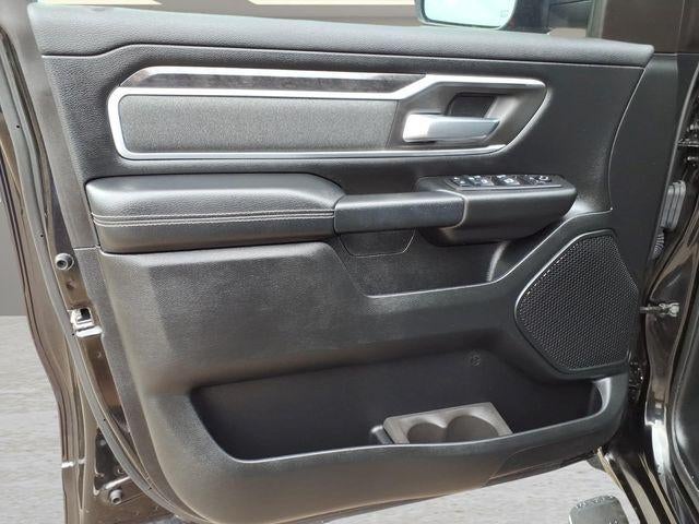 2020 RAM 1500 Big Horn Crew Cab 4x4 5'7" Box