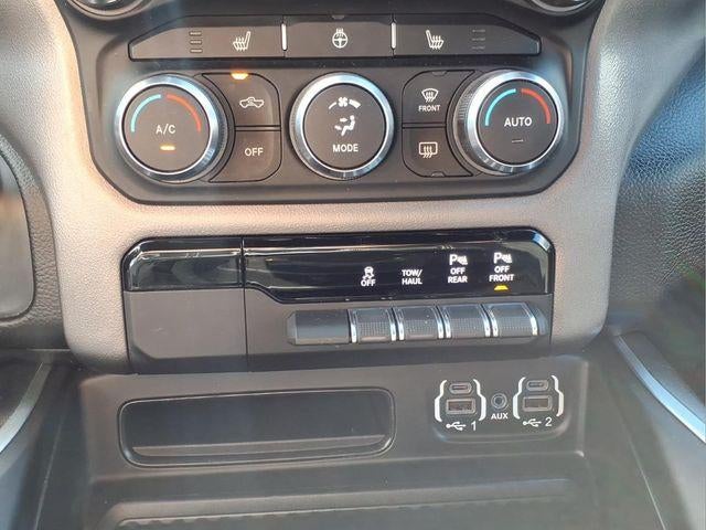 2021 RAM 1500 Big Horn Crew Cab 4x4 5'7" Box