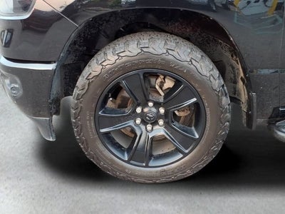 2022 RAM 1500 Big Horn Crew Cab 4x4 5'7" Box