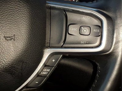 2022 RAM 1500 Laramie Crew Cab 4x4 5'7" Box