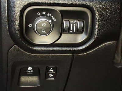 2019 RAM 1500 Rebel Crew Cab 4x4 5'7" Box