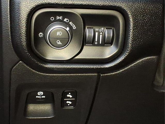 2019 RAM 1500 Rebel Crew Cab 4x4 5'7" Box