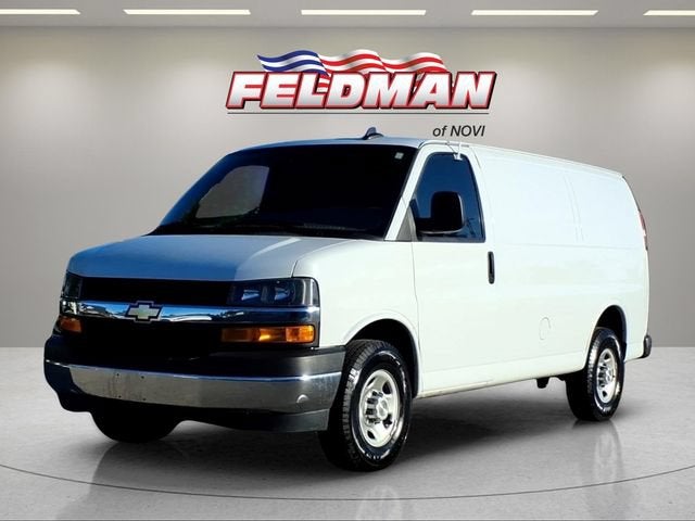 2024 Chevrolet Express 2500 Work Van HD's photo