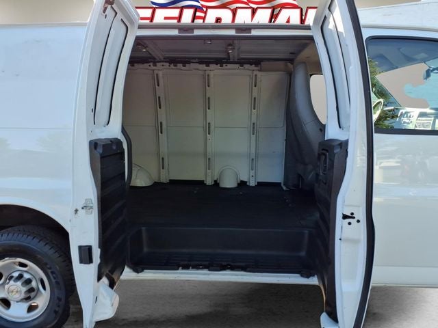 2024 Chevrolet Express Cargo 2500 WT