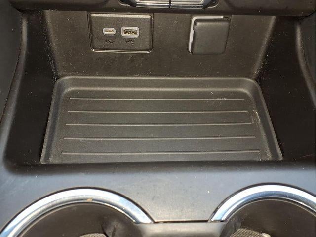 2023 GMC Yukon SLE