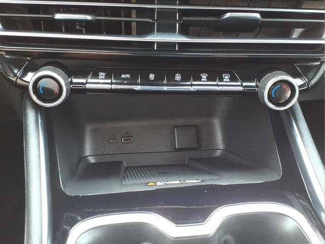 2024 Chevrolet Traverse FWD LT