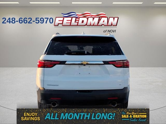 2023 Chevrolet Traverse LT Cloth