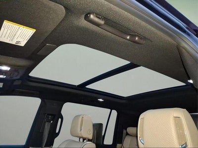 2024 Cadillac Escalade ESV Premium Luxury