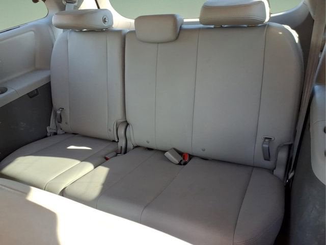 2019 Toyota Sienna XLE Auto Access Seat