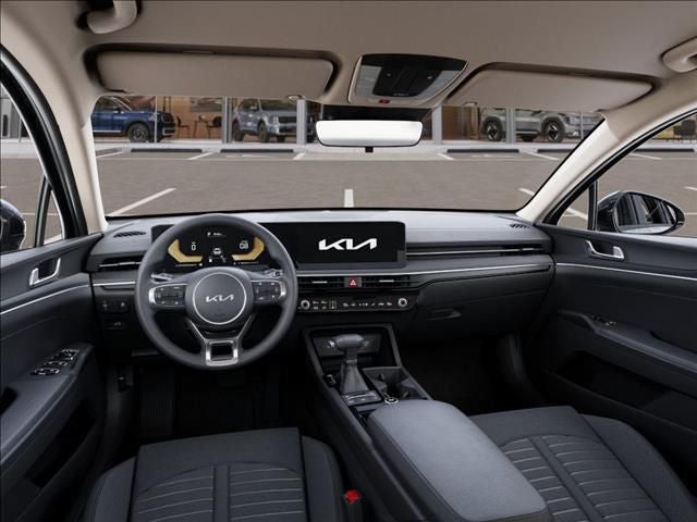 2025 Kia K5 LXS - Photo 42