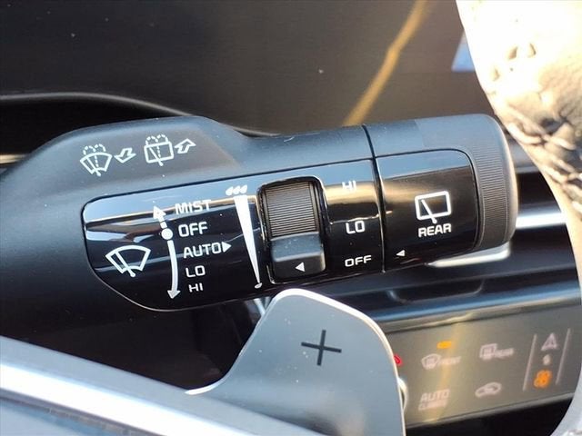 2024 Kia Niro EX Touring