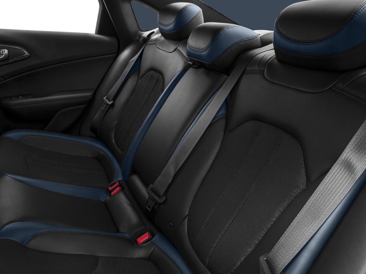 2016 Chrysler 200 S