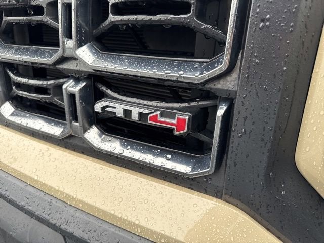 2023 GMC Canyon 4WD AT4