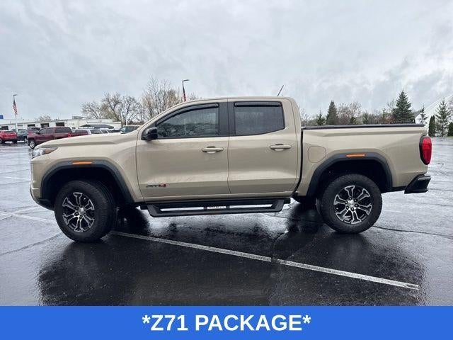 2023 GMC Canyon 4WD AT4