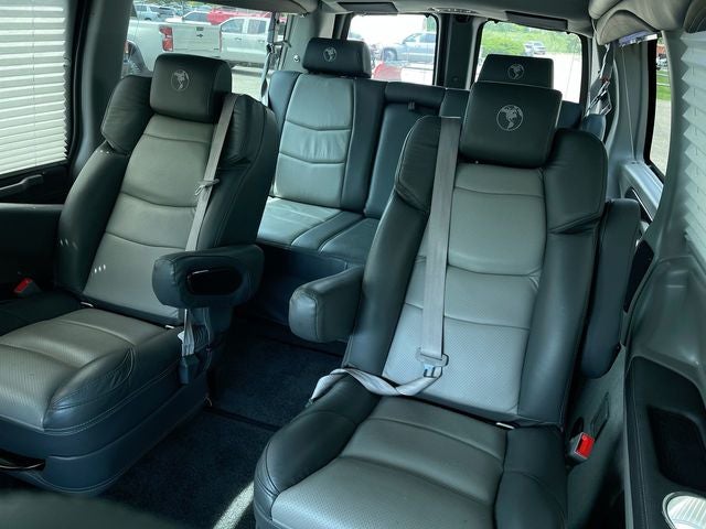 2025 GMC Savana Cargo Work Van